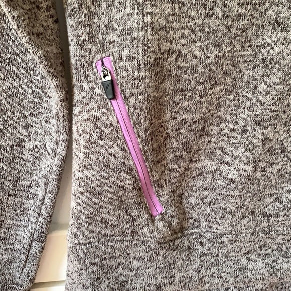 Grey hoodie with zip up pockets. - Picture 2 of 4